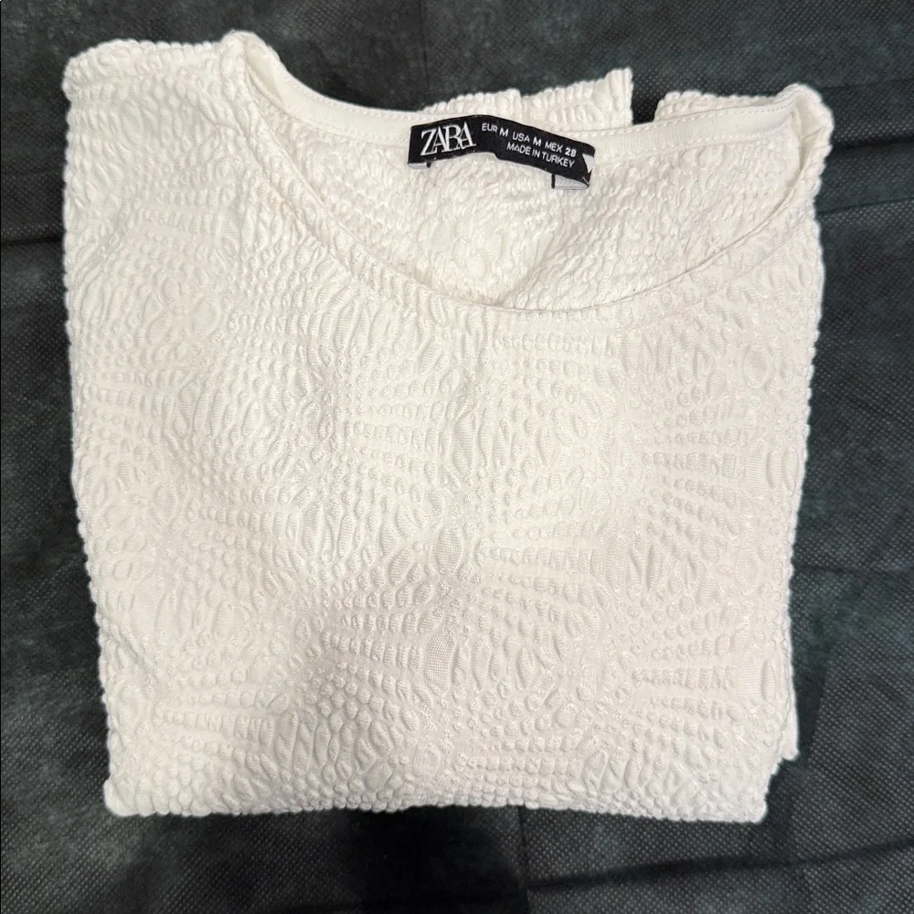 🔥Zara White Patterned Long Sleeve Crop Top Sz M EUC🔥